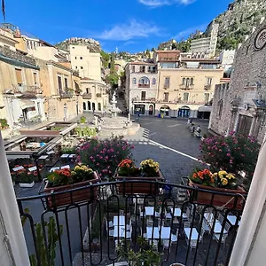 https://casa-turid.taorminaitalyhotels.com