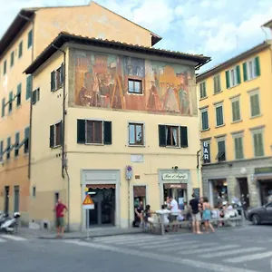 https://la-casetta-dipinta.it-tuscanyhotel.com